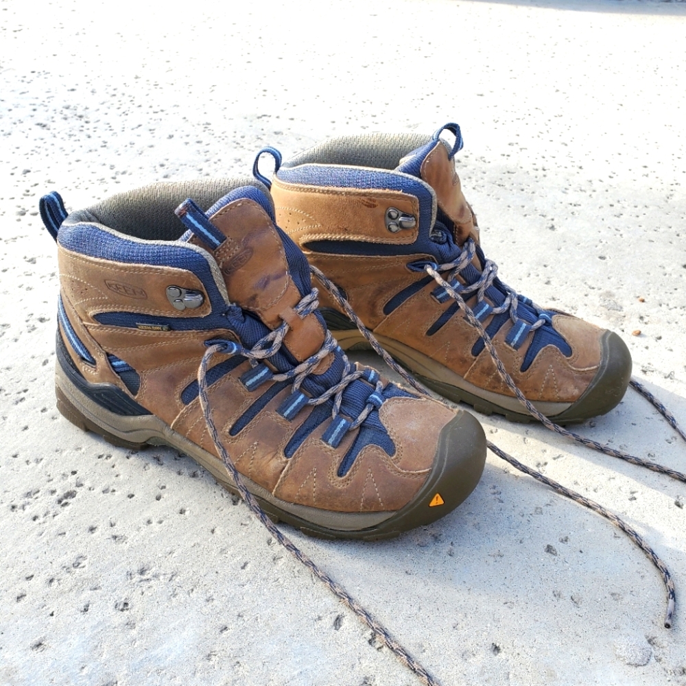 Keen Gypsum Wp Mid Hiking Boots Us 6.5 Womens - Brindle/Midnight Navy